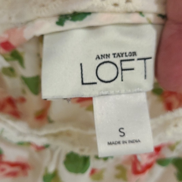 Shirt spring roses. - Picture 4 of 4